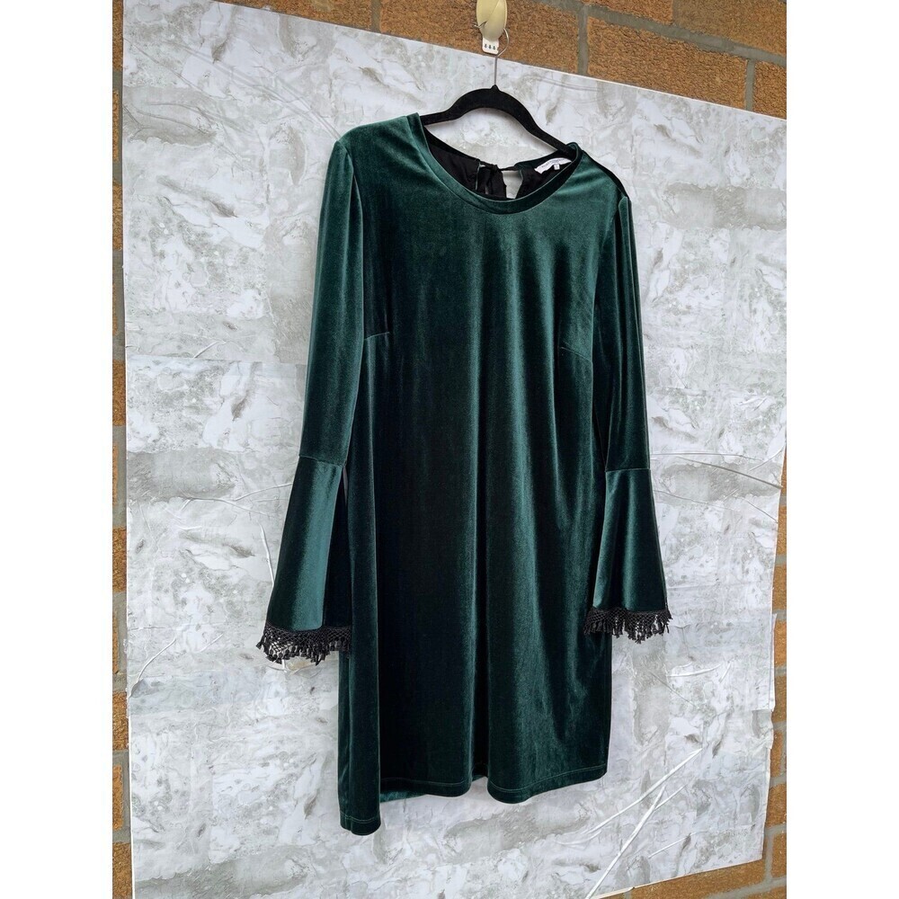 Kobi Halperin Hallie Bell Sleeve Velvet Shift Dress, green emerald size large - Picture 4 of 9
